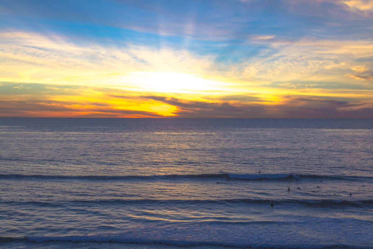 Encinitas-CA-Ocean-Beach-Sunset-Surfing